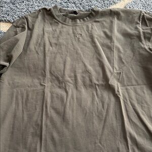 NWOT Men’s heavyweight Three Nails t-shirt